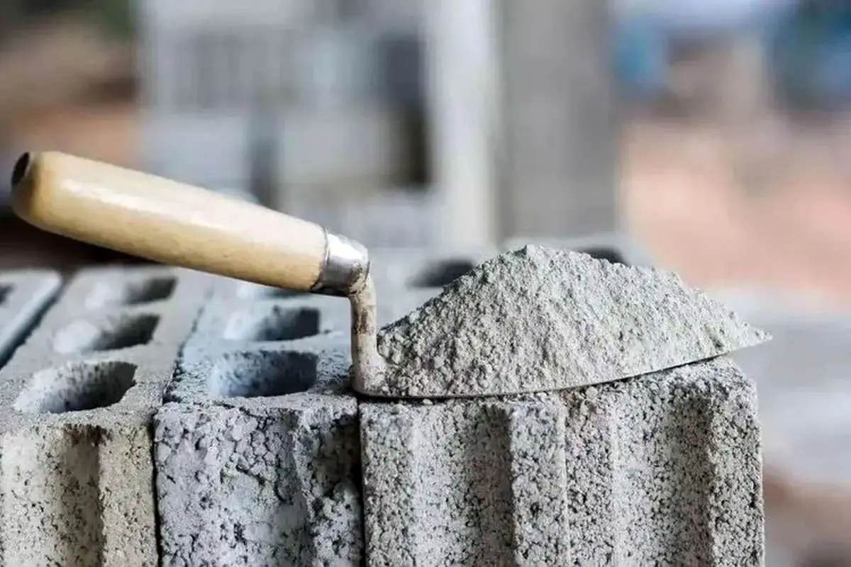 بازار سیمان یخ زد+ قیمت روز ۶ آبان ۱۴۰۴