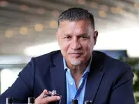 این عکس از علی دایی امروز حسابی وایرال شد