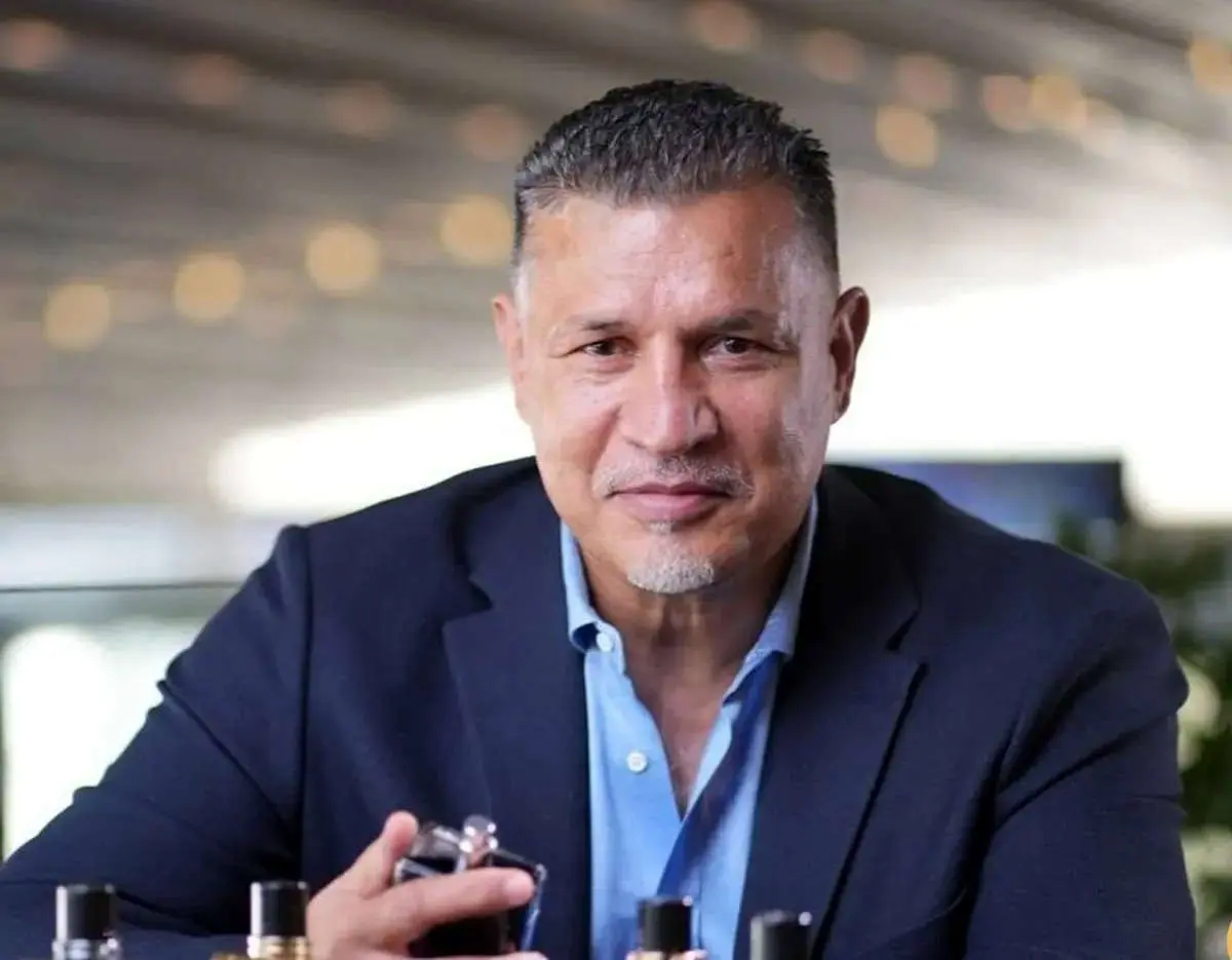 این عکس از علی دایی امروز حسابی وایرال شد