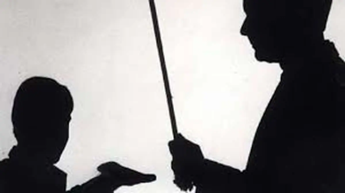 کتکخورترین دانشآموز در گینس/ از ناظم قزوین تا مرگ کودک زنجانی