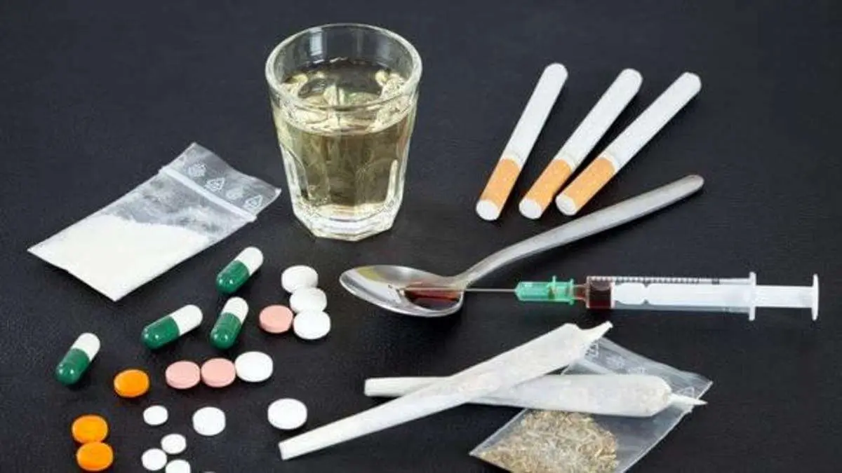 بلع ۹۰ بسته مواد مخدر در کرج/ جراحی نفسگیر برای نجات جان یک مرد میانسال