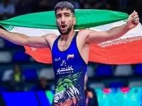 ستاره کشتی ایران، زیر تیغ جراحی