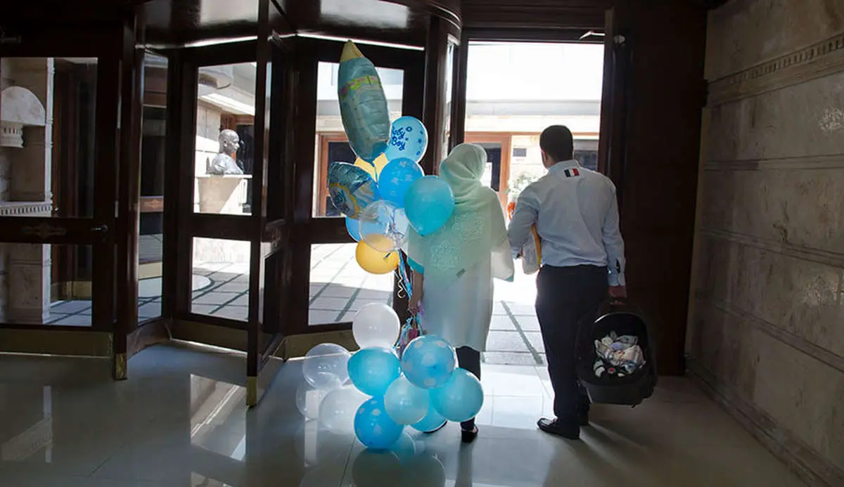 حالا پدران ایرانی هم همزمان با مادر زایمان می‌کنند!