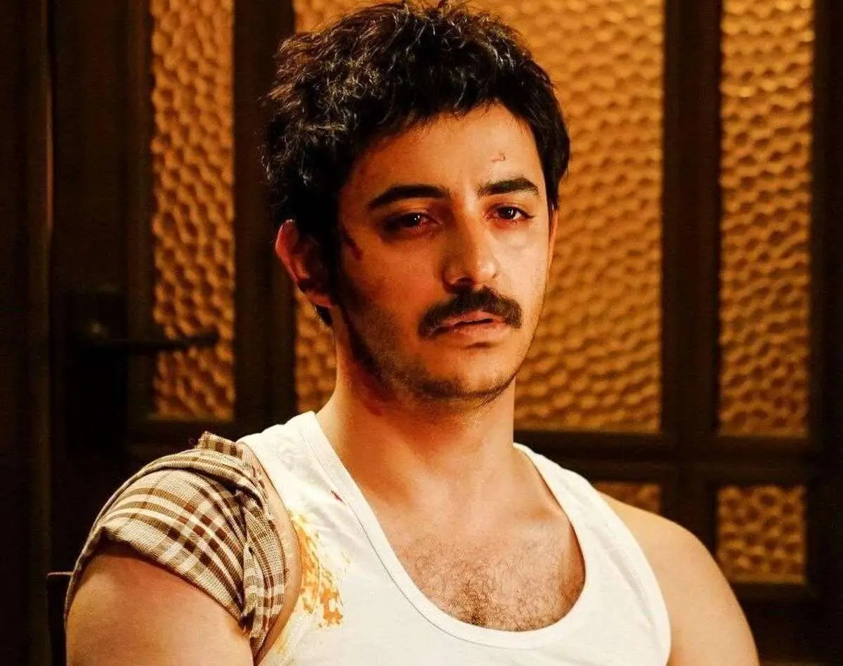 آقای کارگردان علی شادمان را لو داد / پشت پرده مهمانی جنجالی