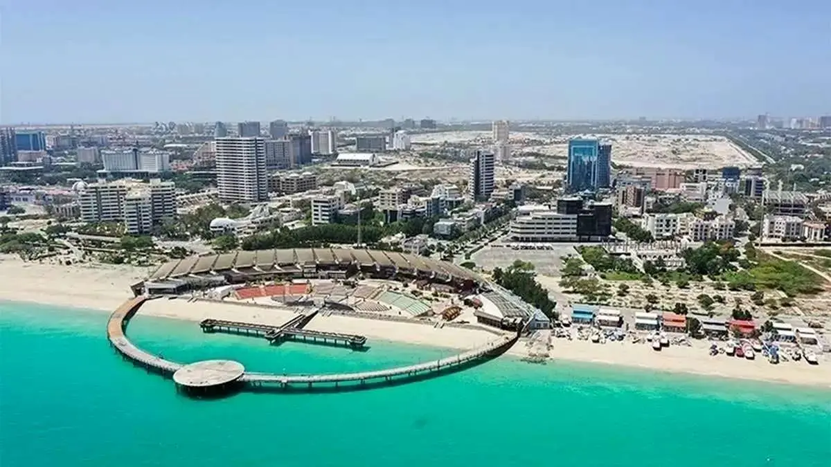 سیل پول روانه جزیره کیش شد